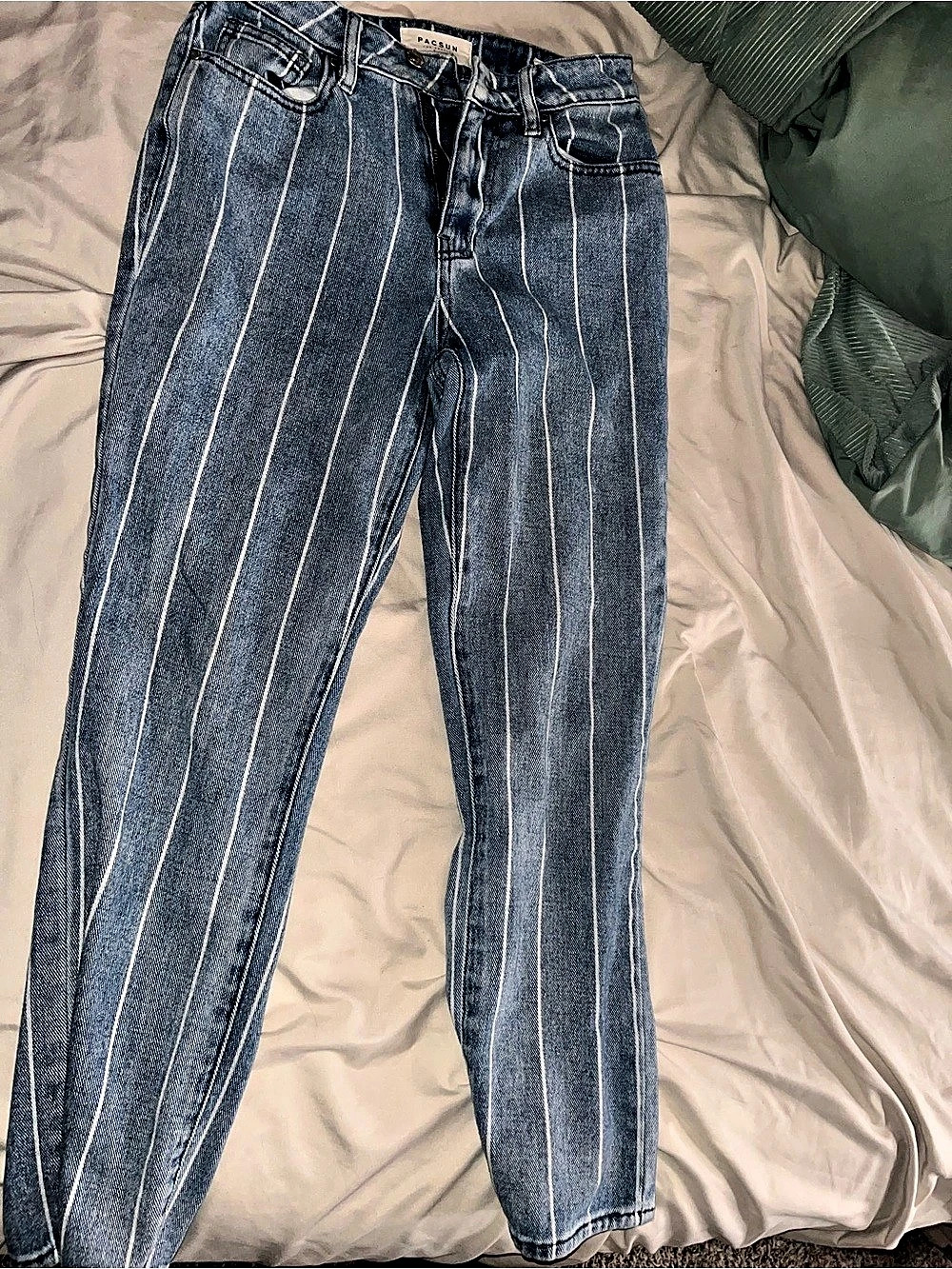 PacSun Striped High Rise Mom Jeans Striped Skinny Jeans in Blue Like New